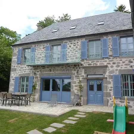 Holiday home Maison De Caractere Renovee Avec Cheminee, Terrasse, Jardin Et Acces Aux Stations De Et Sites Naturels - Fr-1-742-480