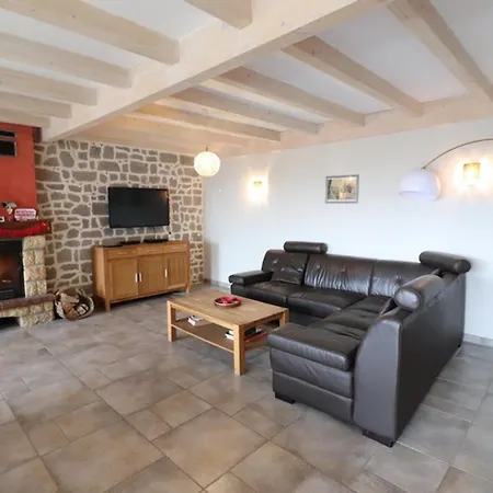 Holiday home Maison De Caractere Renovee Avec Cheminee, Terrasse, Jardin Et Acces Aux Stations De Et Sites Naturels - Fr-1-742-480